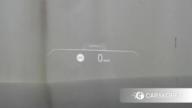 BMW i7 (G70) 2025 Песочный из Кореи, фото 4