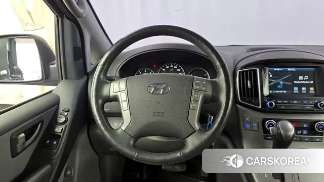 Hyundai The New Grand Starex 2018 Серебристо-серый из Кореи, фото 4