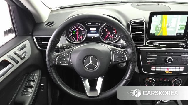 Mercedes-Benz GLE - Class W166 2018 Белый из Кореи, фото 4