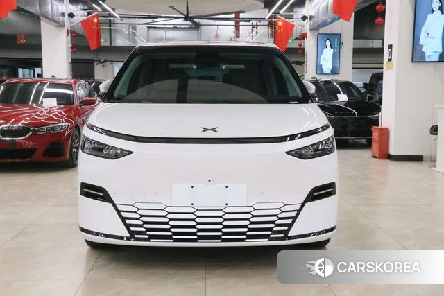 Xiaopeng Motors Xiaopeng X9 2025 Белый из Китая, фото 4