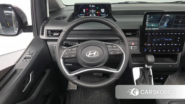 Hyundai Staria 2025 Серебряный из Кореи, фото 4