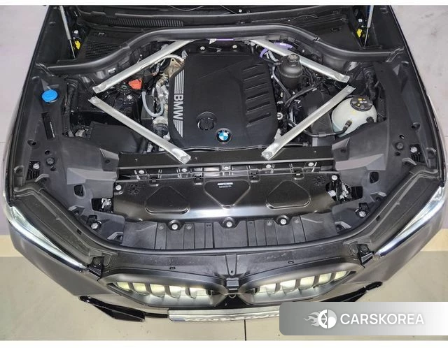 BMW X6 (G06) 2025 Черный из Кореи, фото 4