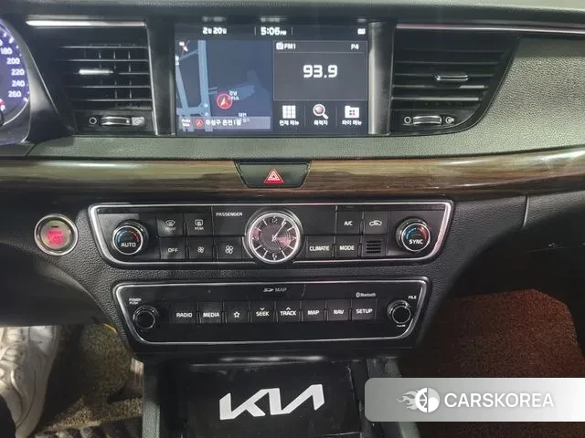 Kia Come New K7 2018 Белый из Кореи, фото 4