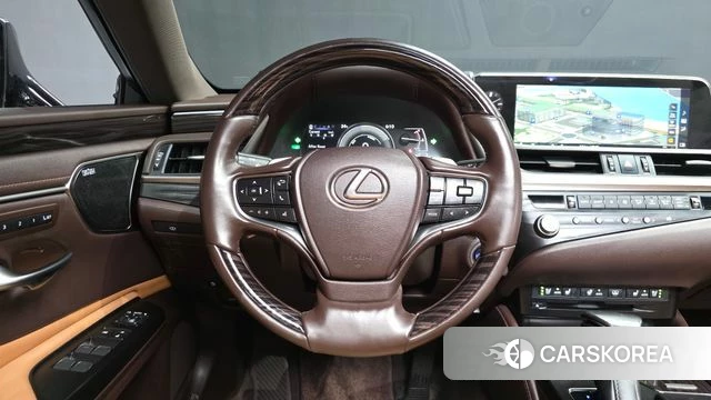 Lexus ES300h 7th generation 2021 Серебристо-серый из Кореи, фото 4
