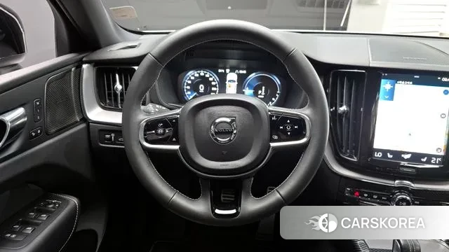 Volvo XC60 second Generation 2020 Белый из Кореи, фото 4