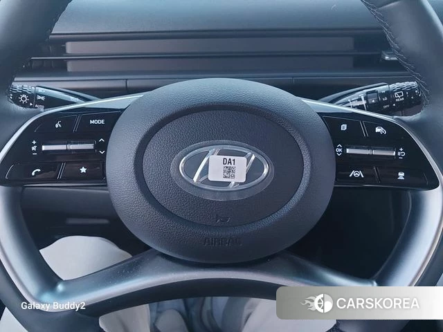 Hyundai Staria 2023 Желтый из Кореи, фото 4