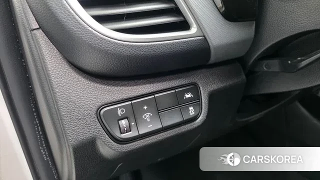 Kia Seltos 2022 Белый из Кореи, фото 4