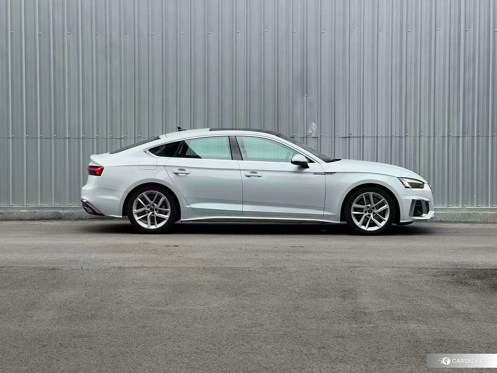 Audi A5 2023 Белый из Китая, фото 4