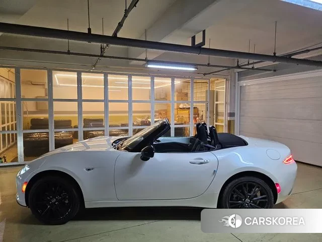 Mazda MX-5 MIATA 2025 Белый из Кореи, фото 4
