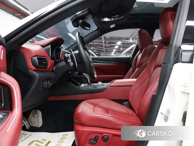 Maserati Levante 2018 Белый из Китая, фото 4