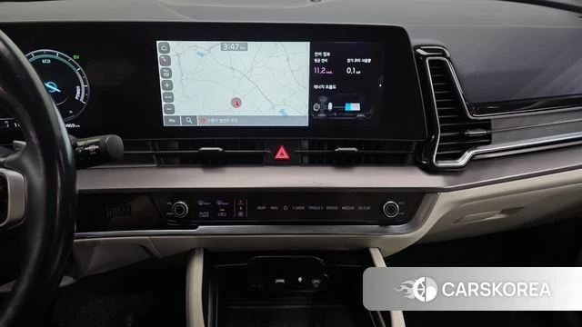 Kia Sportage 5th Generation Hybrid 2023 Белый из Кореи, фото 4