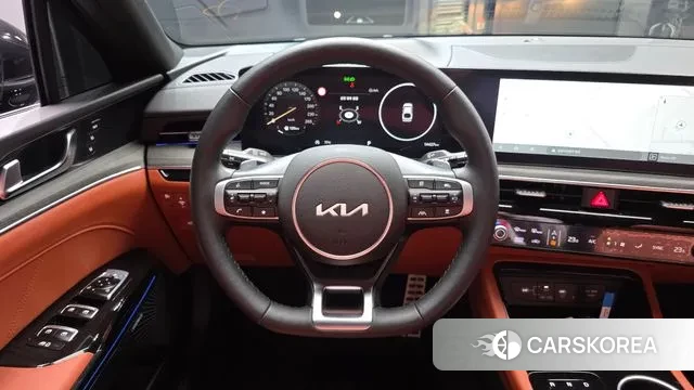 Kia The New K5 3rd generation 2024 Черный из Кореи, фото 4