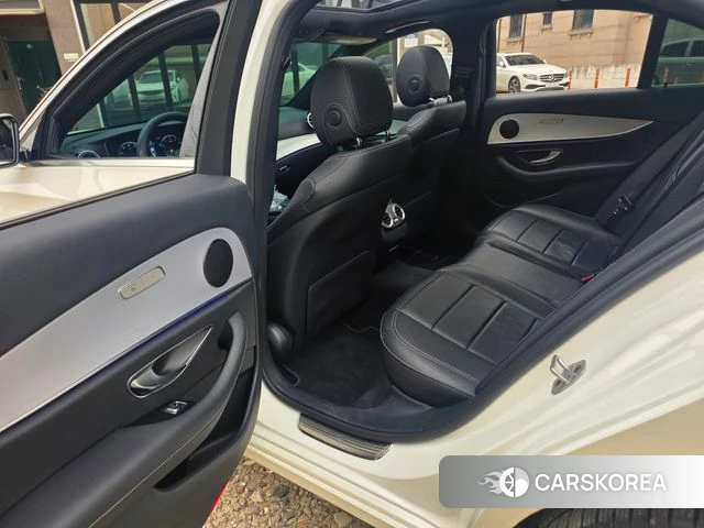 Mercedes-Benz E-Class W213 2021 Белый из Кореи, фото 4