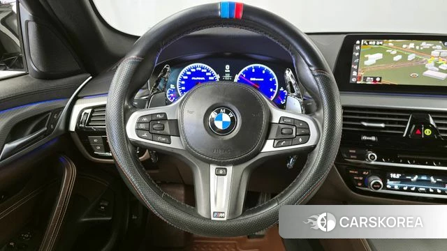 BMW 5 Series (G30) 2019 Черный из Кореи, фото 4