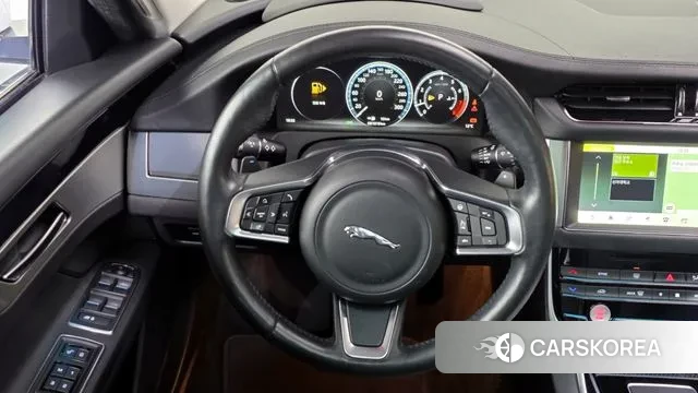 Jaguar XF (X260) 2018 Белый из Кореи, фото 4