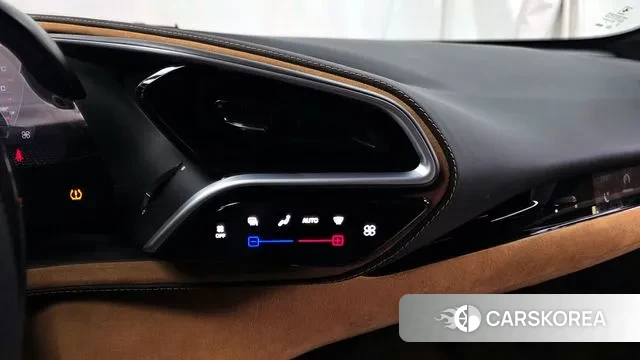 Ferrari 296 GTB 2024 Красный из Кореи, фото 4