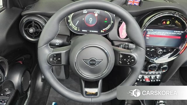 Mini Cooper S Convertible 2023 Белый из Кореи, фото 4