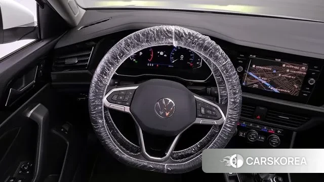 Volkswagen 7th Generation of Jetta 2024 Белый из Кореи, фото 4