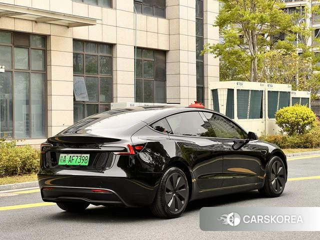 Tesla Model 3 2026 Черный из Китая, фото 4