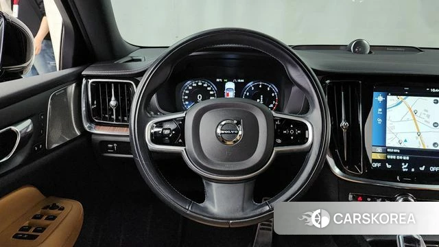 Volvo S60 3rd generation 2021 Черный из Кореи, фото 4