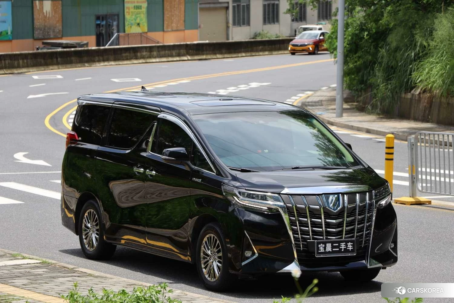 Toyota Elfa id 4479810 из Китая 4