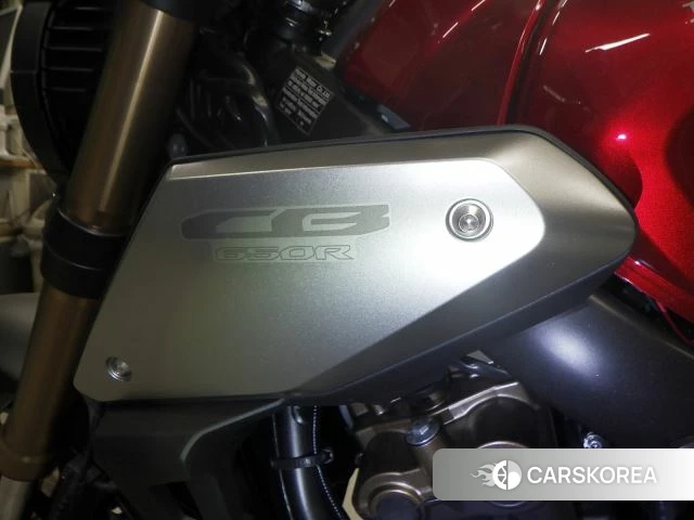 Проданный Honda CB650R id 3999631 из Японии, фото 5