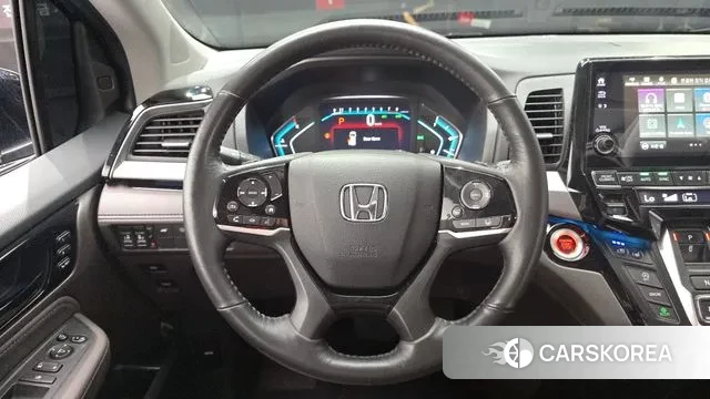 Honda Odyssey 2018 Серый из Кореи, фото 4