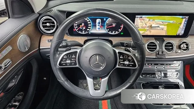 Mercedes-Benz E-Class W213 2019 Белый из Кореи, фото 4