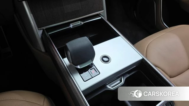 Land Rover Range Rover 5th Generation 2025 Песочный из Кореи, фото 4