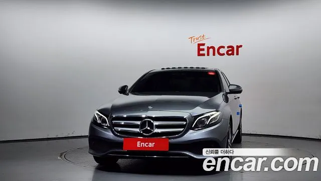 Mercedes-Benz E-Class W213 2018 Серый из Кореи, фото 4