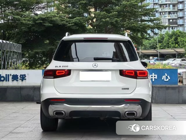 Mercedes-Benz GLB 2022 Белый из Китая, фото 4