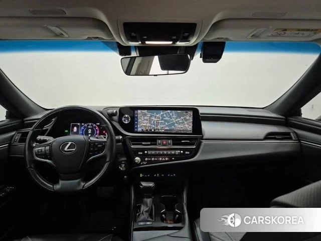 Lexus ES300h 7th generation 2022 Белый из Кореи, фото 4