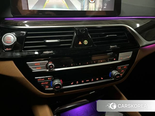 BMW 5 Series (G30) 2021 Белый из Кореи, фото 4