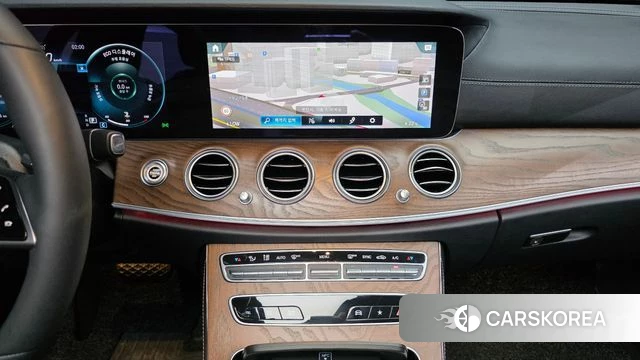 Mercedes-Benz E-Class W213 2022 Белый из Кореи, фото 4