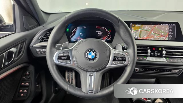 BMW 1 Series (F40) 2023 Черный из Кореи, фото 4