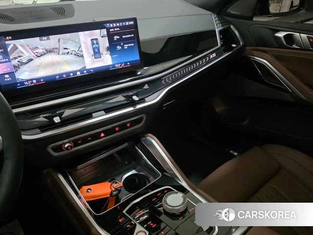 BMW X6 (G06) 2025 Черный из Кореи, фото 4