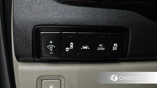 Kia The New Carnival 2019 Серебряный из Кореи, фото 4