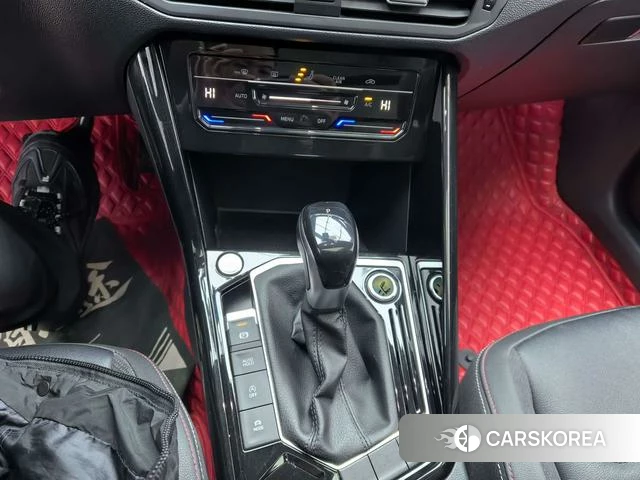 Volkswagen Tanyue 2022 Белый из Китая, фото 4