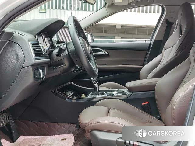 BMW 1 series 2023 Белый из Китая, фото 4