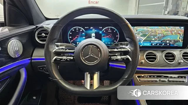 Mercedes-Benz E-Class W213 2022 Белый из Кореи, фото 4