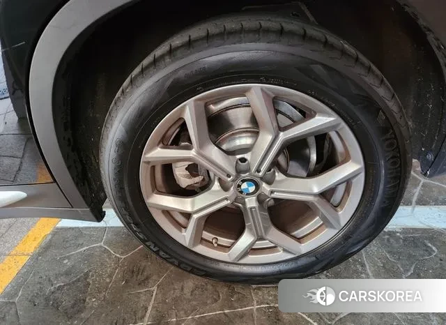 BMW X3 (G01) 2022 Черный из Кореи, фото 4