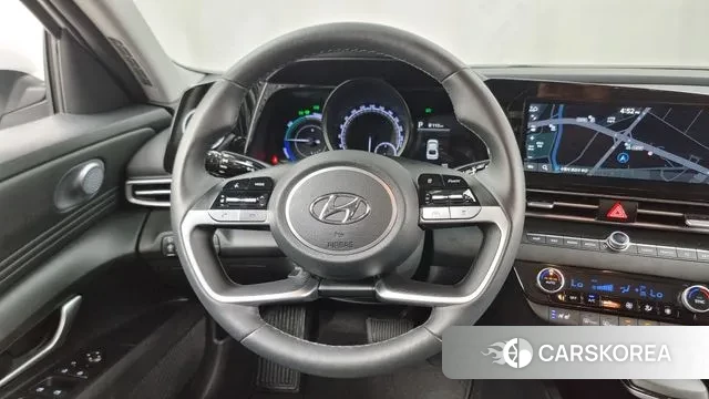 Hyundai Avante Hybrid (CN7) 2022 Белый из Кореи, фото 4