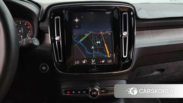 Volvo XC40 2021 Белый из Кореи, фото 4