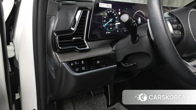 Kia Sportage 5th Generation Hybrid 2023 Белый из Кореи, фото 4