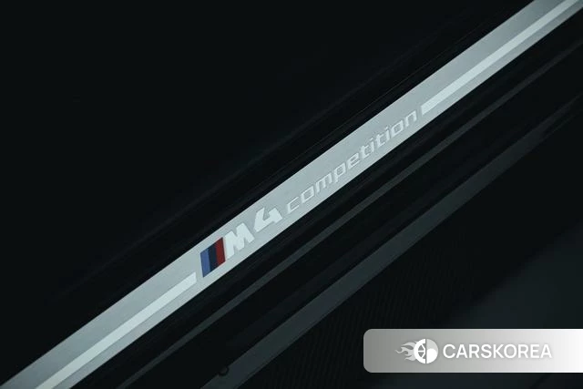 BMW M4 2021 Черный из Китая, фото 4