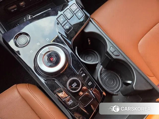 Kia Sportage 5th Generation Hybrid 2024 Белый из Кореи, фото 4