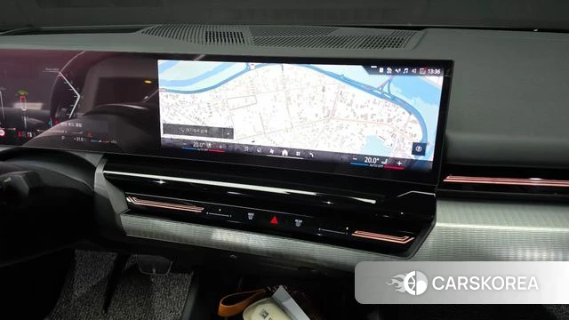 BMW 5 Series (G60) 2024 Белый из Кореи, фото 4