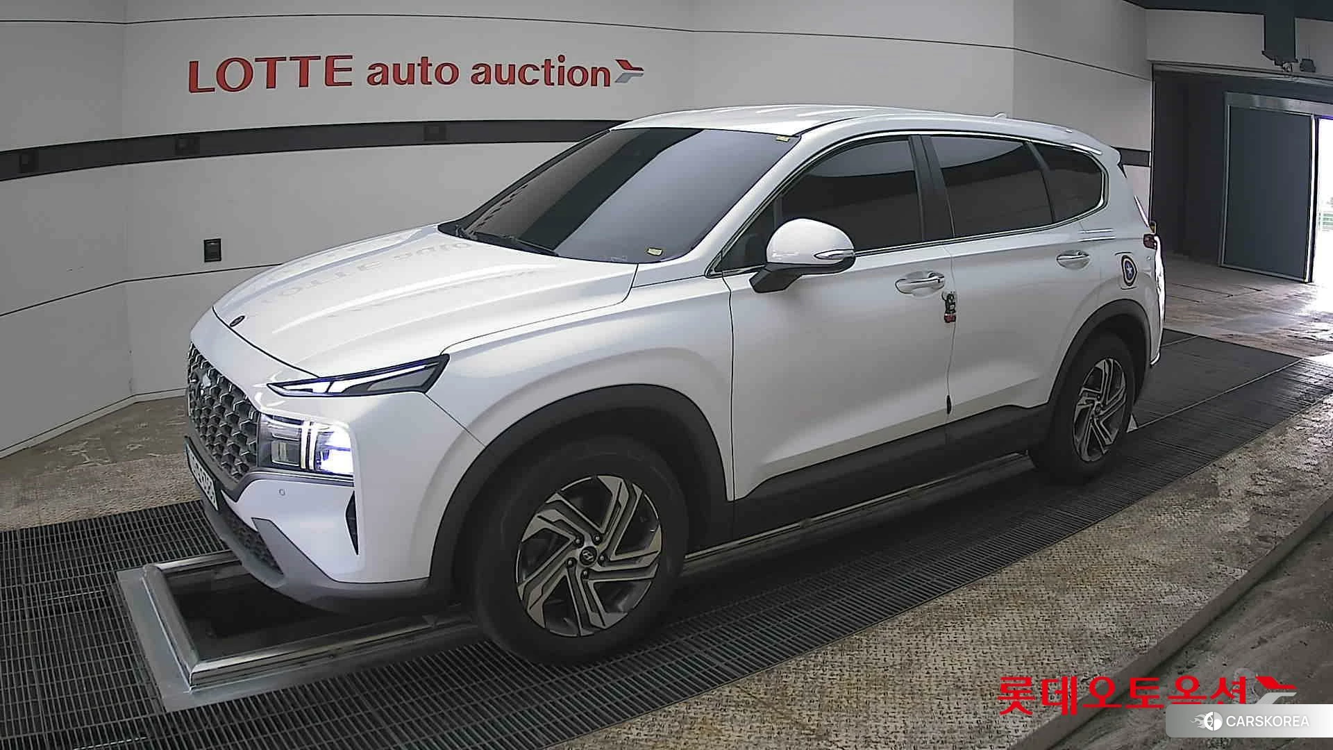 Hyundai Santa Fe 2022 Creamy White Pearl (optional) из Кореи, фото 4