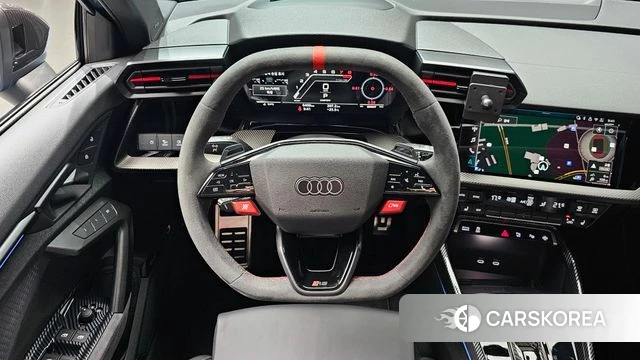 Audi RS3 (8Y) 2025 Светло-серебряный цвет из Кореи, фото 4