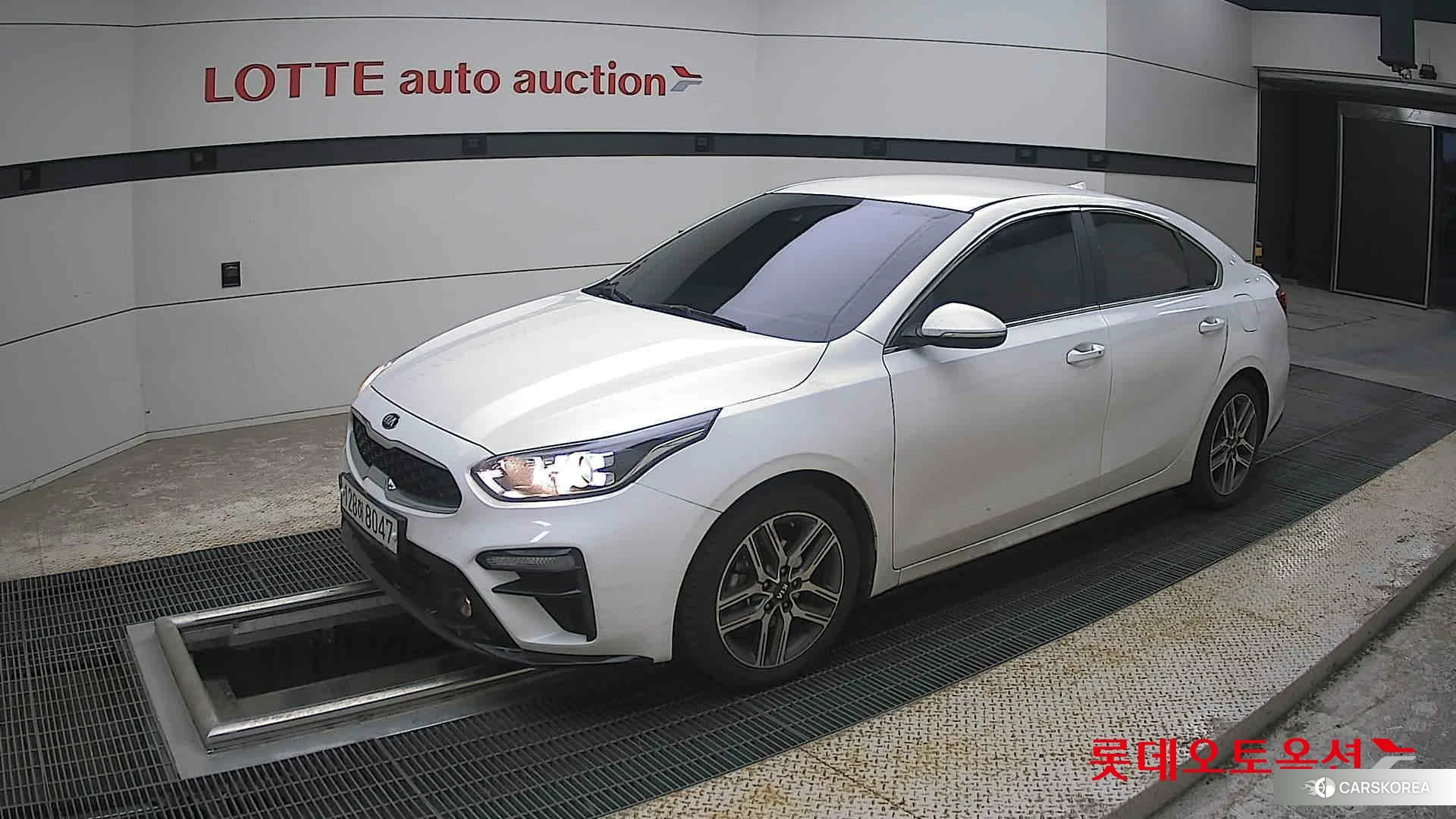 Kia K3 2020 Snow White Pearl из Кореи, фото 4
